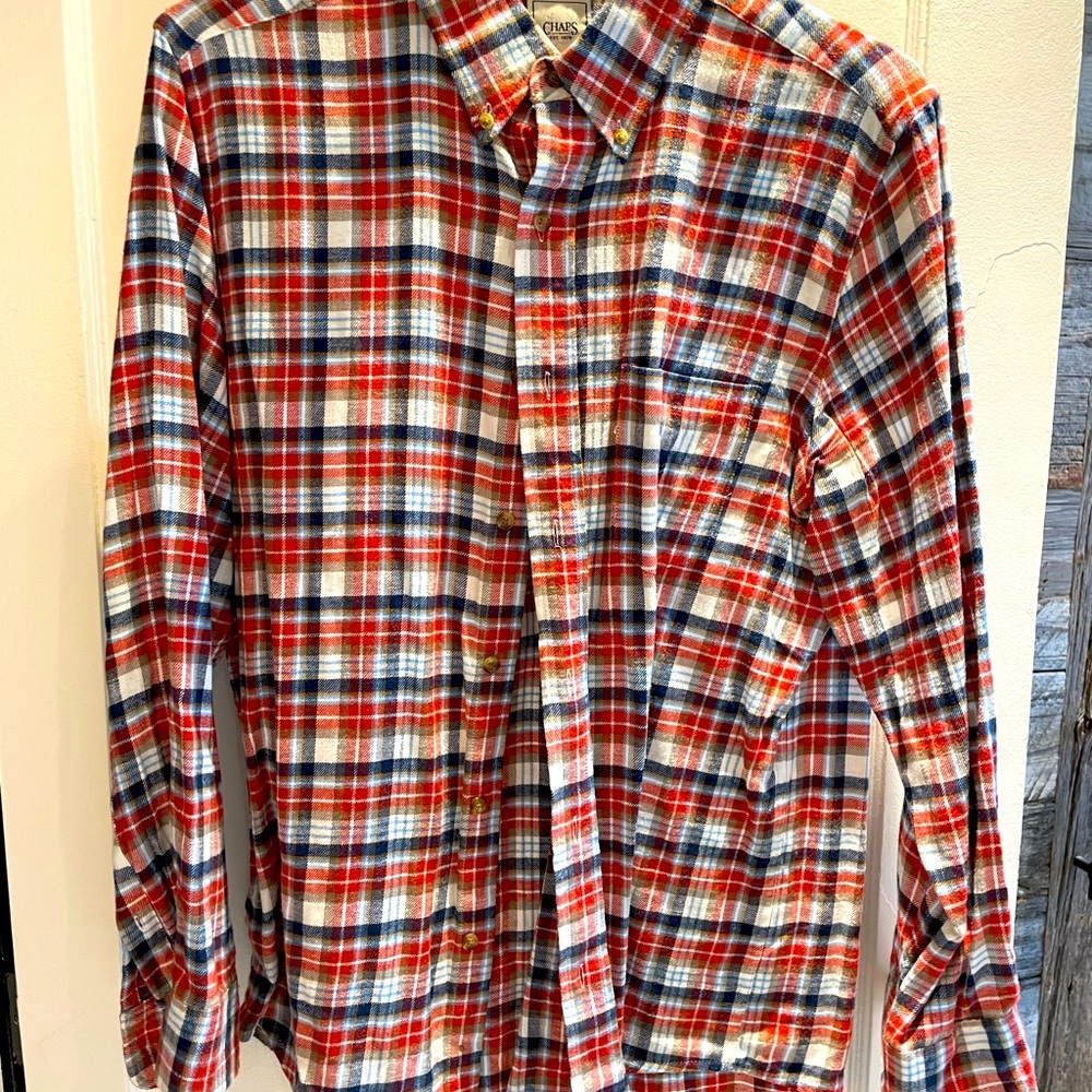 Beautiful cotton flannel dress shirt. Super comfy!
